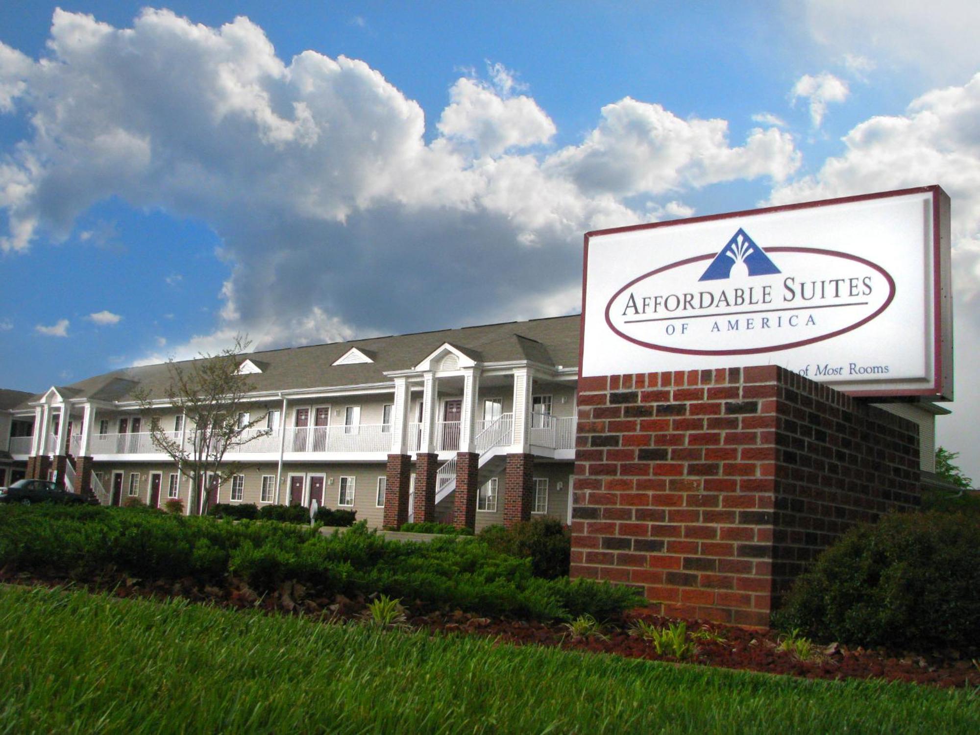 Affordable Suites Conover / Hickory Exterior foto