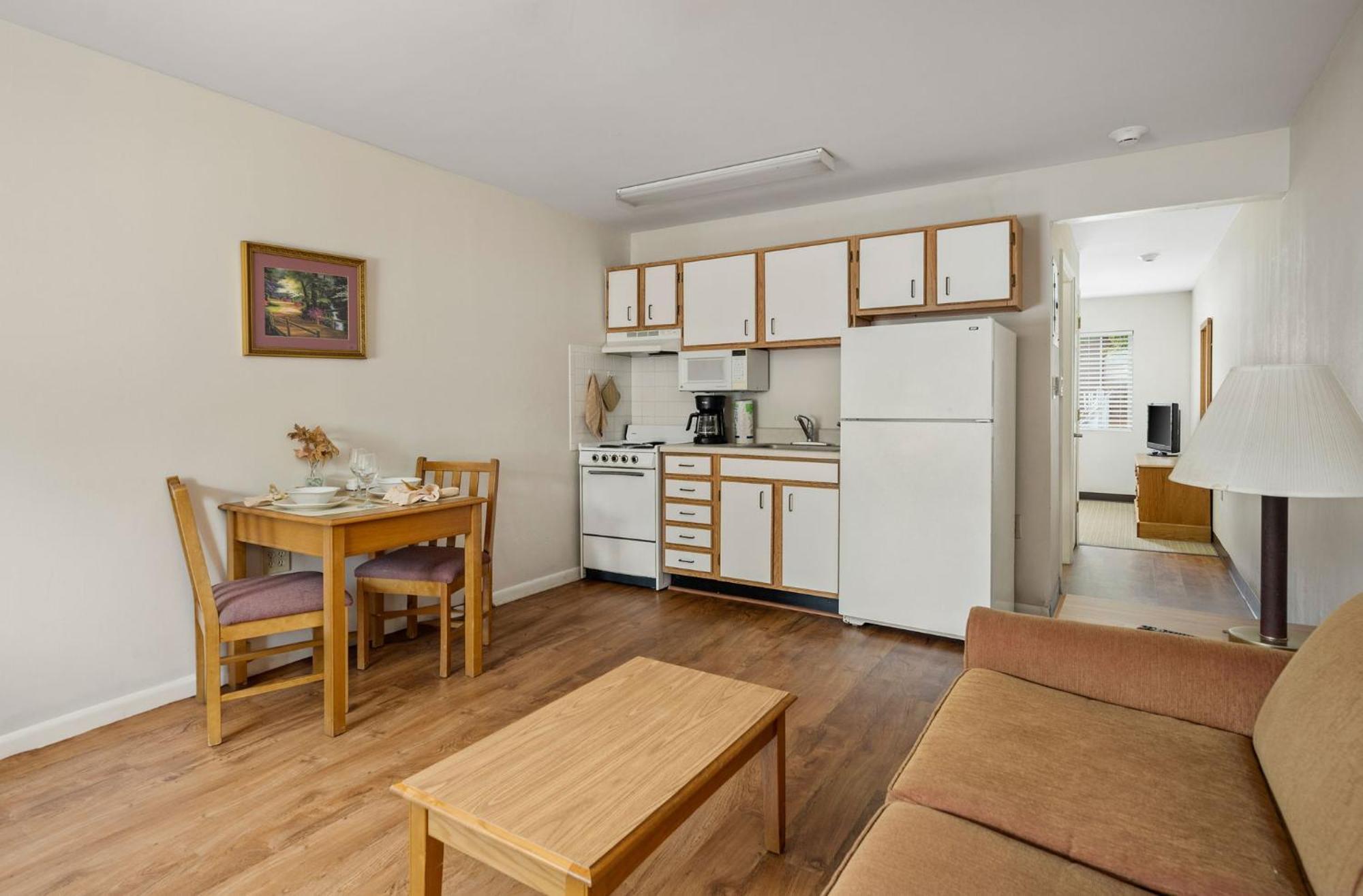 Affordable Suites Conover / Hickory Exterior foto
